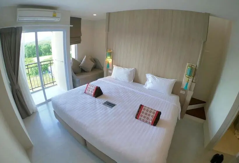 ファミリールーム, Panphuree Residence   Sha Extra Plus