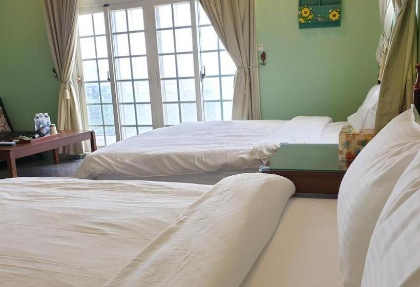 اتاق استاندارد چهارنفره با بالکن, Beauty Monroe B&b 可包棟 150吋投影 唱歌 夏日玩水 烤肉 電動麻將