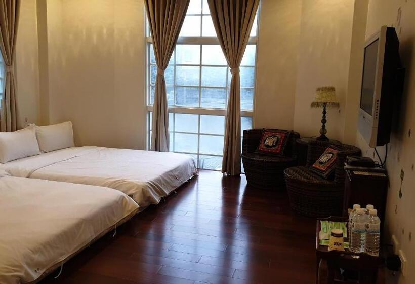 سوییت خانوادگی, Beauty Monroe B&b 可包棟 150吋投影 唱歌 夏日玩水 烤肉 電動麻將