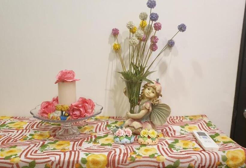 ویلای یک اتاق خوابه با استخر شنا, Beauty Monroe B&b 可包棟 150吋投影 唱歌 夏日玩水 烤肉 電動麻將