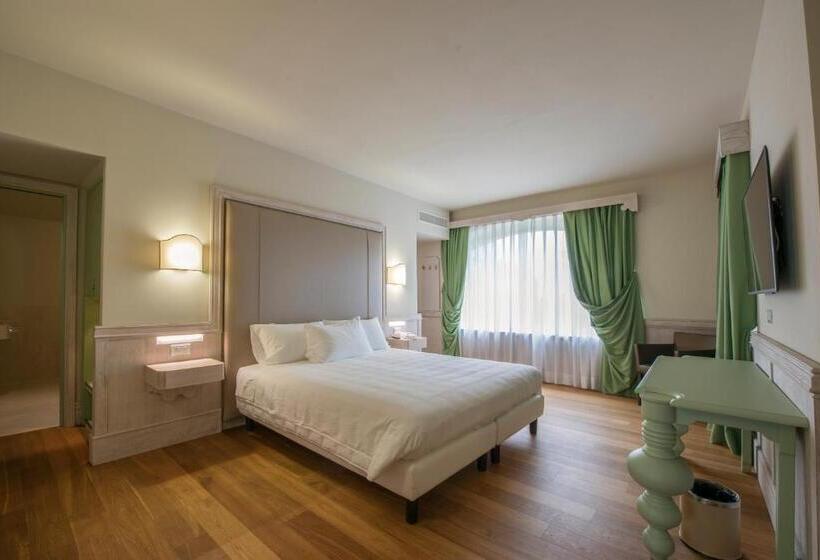 חדר דלוקס נוף לגינה, Officina Del Sole