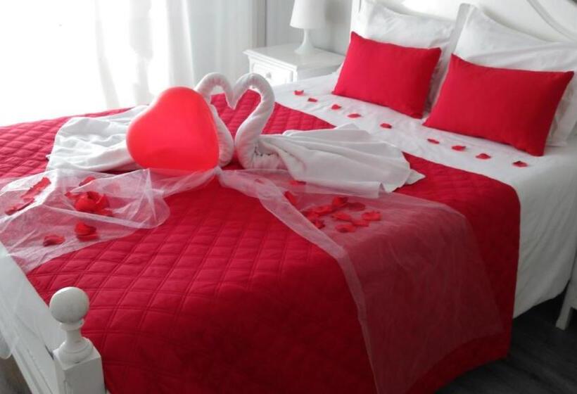 Camera Standard Bagno Esterno, Mirandesa Guesthouse