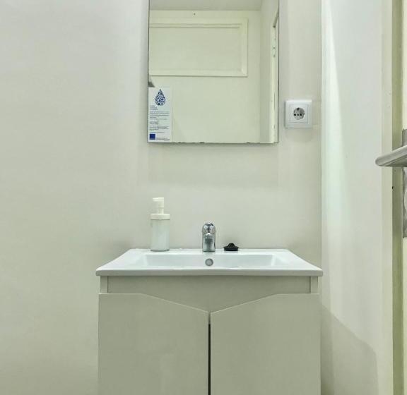 Camera Standard Bagno Esterno, Mirandesa Guesthouse