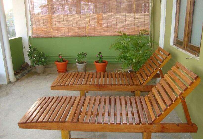 テラス付きデラックスルーム, The Port Vista