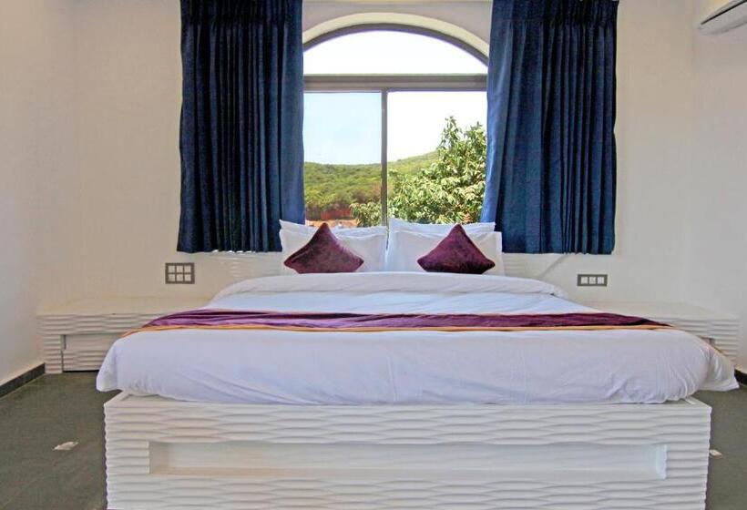 غرفة قياسية, Forest County Resort