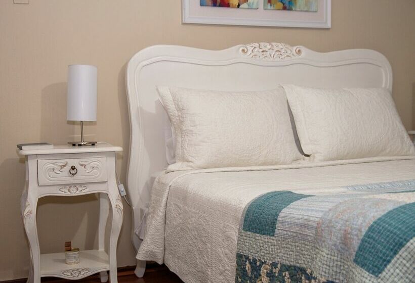 סוויטה, Hostal Pehuenche