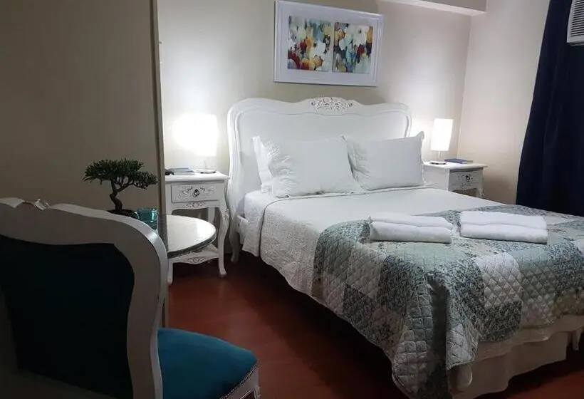 سوییت, Hostal Pehuenche
