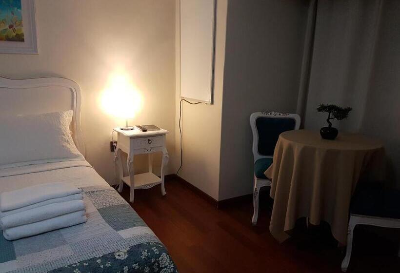 סוויטה, Hostal Pehuenche