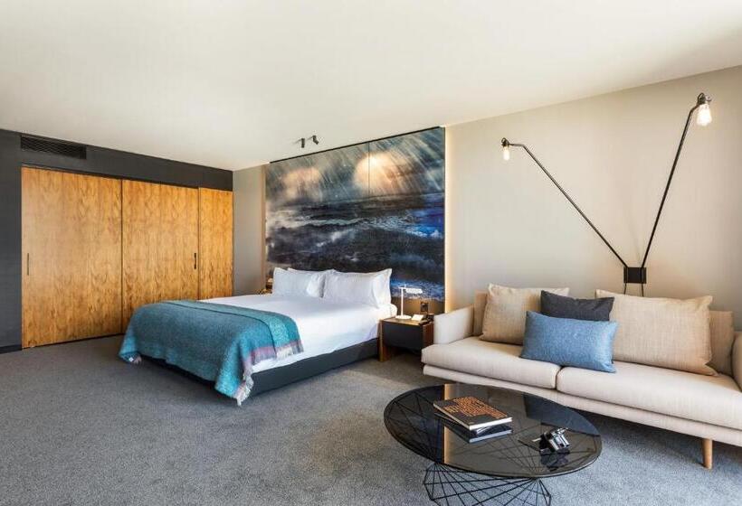 スーペリアールーム, Macq 01