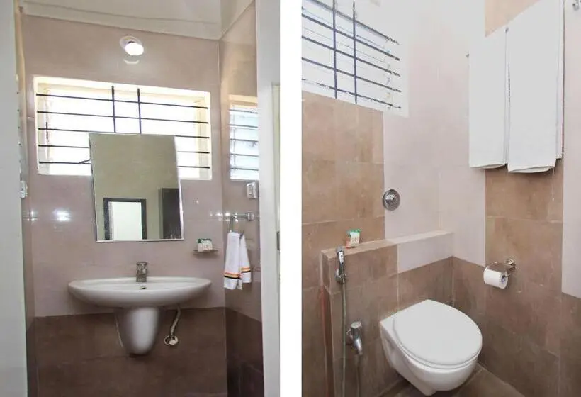 Classic Kolmen Hengen Huone, Oyo Rooms Bidadi