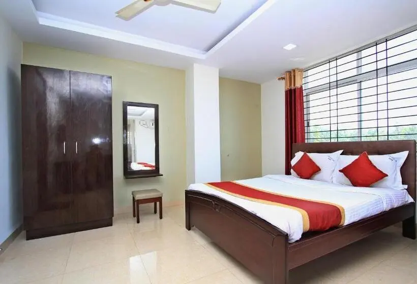 Classic Kolmen Hengen Huone, Oyo Rooms Bidadi