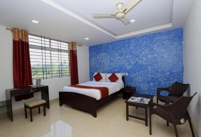 חדר דלוקס לשלושה, Oyo Rooms Bidadi