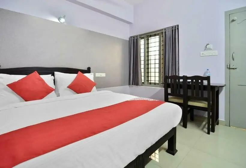 Deluxe Yhden Hengen Huone, Shanthi Residency