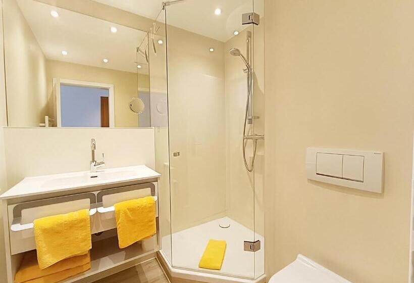 オーシャンビュースタンダードルームバルコニー付き, Stranddistel