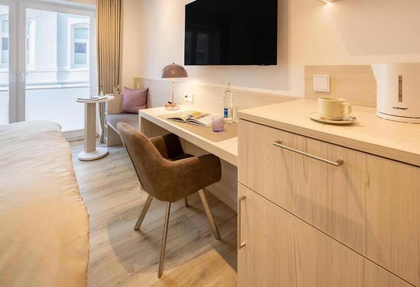 スタンダードルーム, Stranddistel