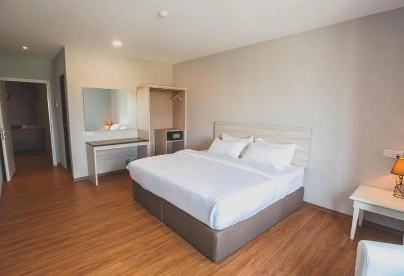 キングサイズベッドのデラックスルーム, V3 Hotel & Residence Seri Alam