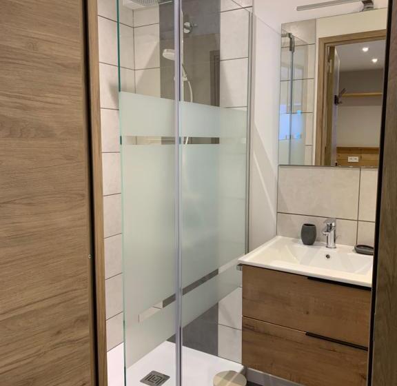 إستوديو سوبيريور, Au Coeur Des Alpes