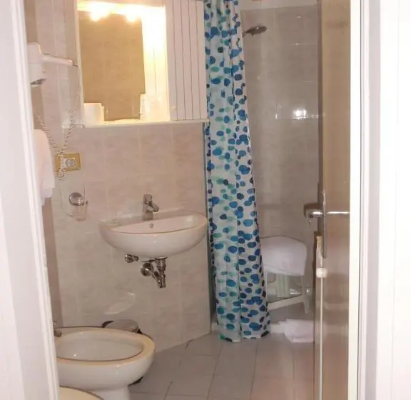 スタンダードルーム, Albergo Livorno