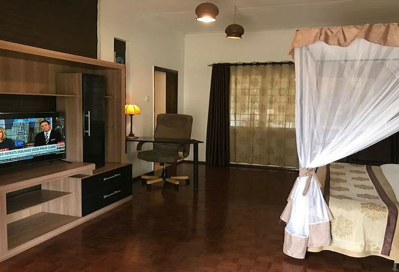 سوییت جونیور, Ameg Lodge Kilimanjaro
