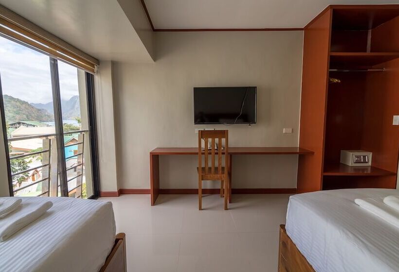 Habitació Àtic, Coral Cliff