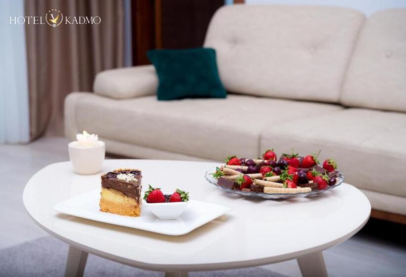 اتاق خانوادگی, Kadmo By Aycon