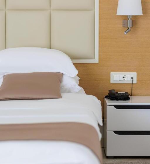 اتاق استاندارد با بالکن, Kadmo By Aycon