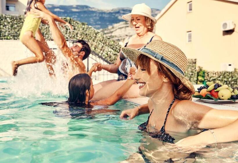 اتاق استاندارد با بالکن, Kadmo By Aycon