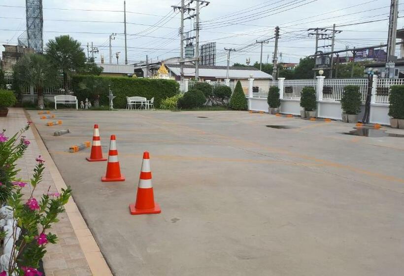 디럭스 룸, Nut Mansion Suvarnabhumi