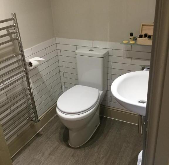 수피리어 룸, The Sail Loft