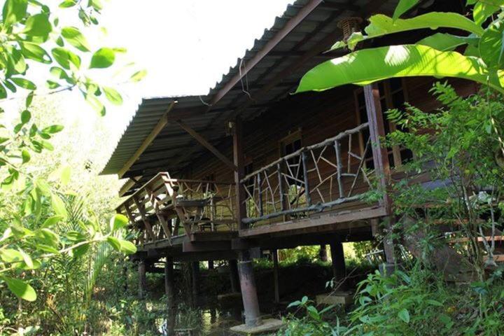 اتاق خانوادگی, Suchanaree@laemngop
