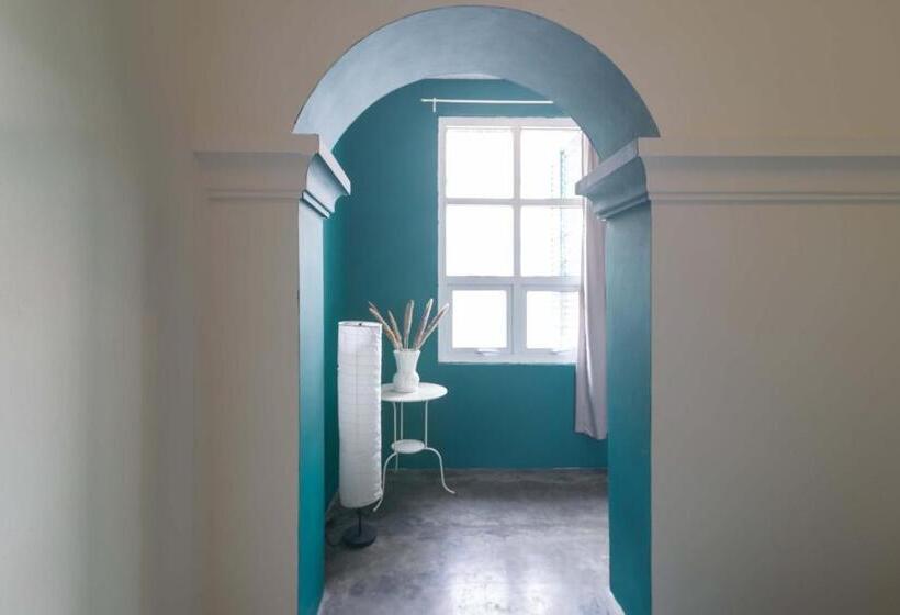 Quarto Estandar Banheiro Compartilhado, Wonderloft Hostel Kota Tua