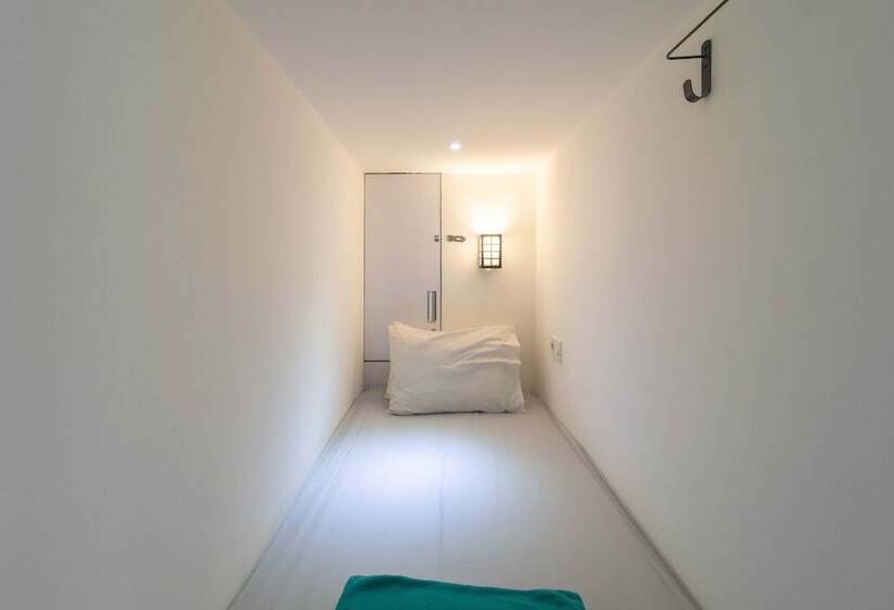Cama em Quarto Compartilhado, Wonderloft Hostel Kota Tua
