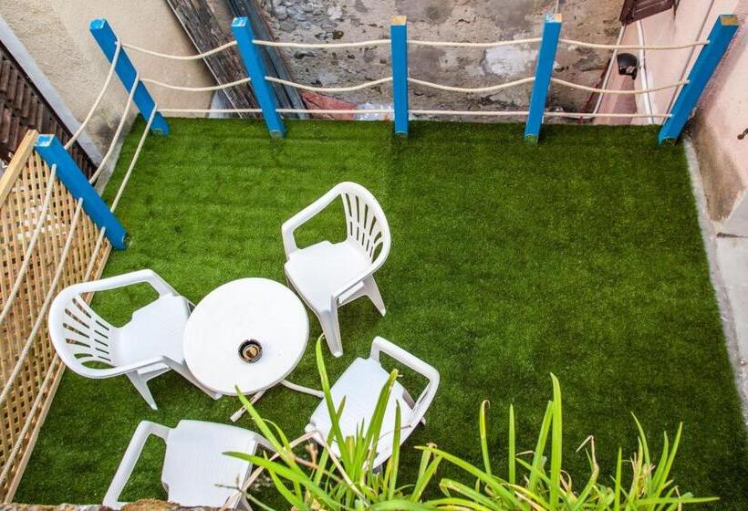 Pokój Czteroosobowy Standard, Hostel Adriatic Piran