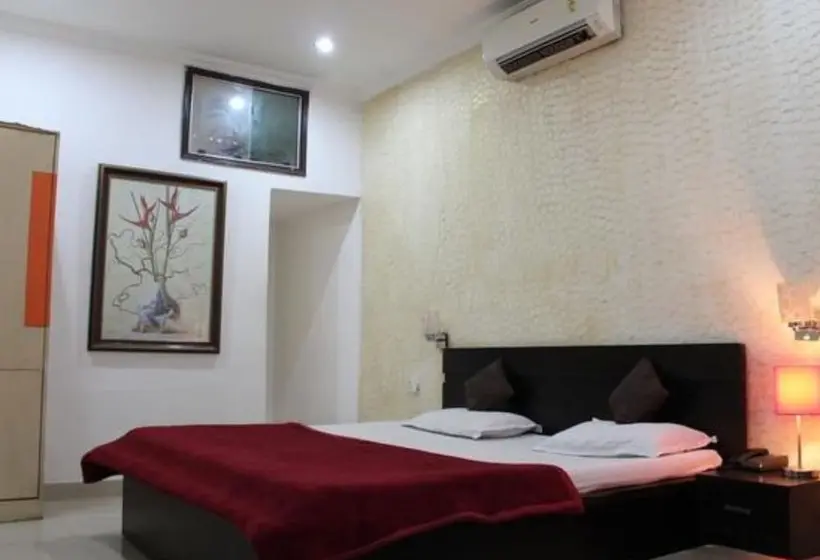 Quarto deluxe, Amit Regency