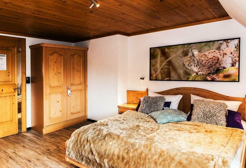 Номер Стандарт, Jagdschloss Windenhütte