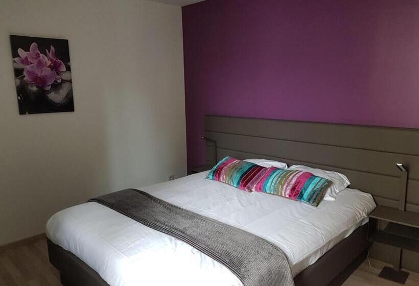 スタンダードルーム, Restaurant Pavillon Bleu