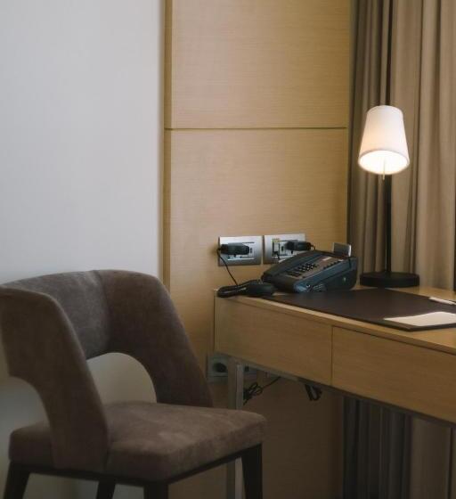 اتاق پرمیوم, Seda Vertis North