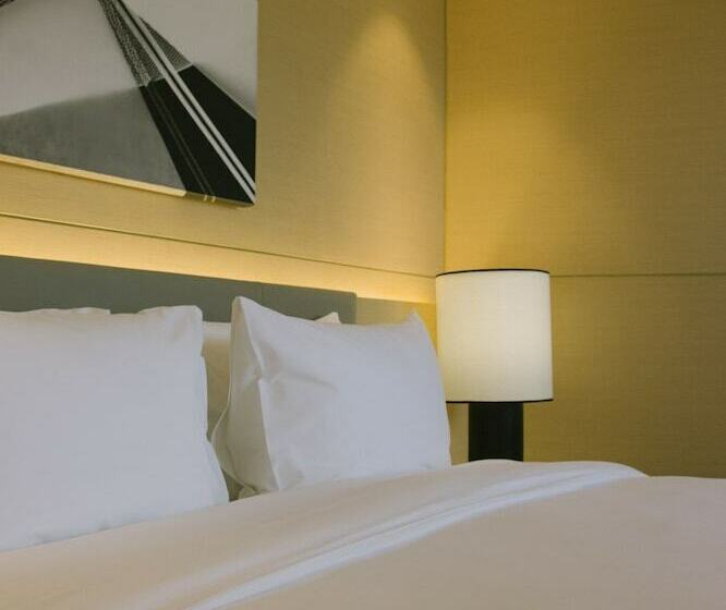 اتاق پرمیوم, Seda Vertis North