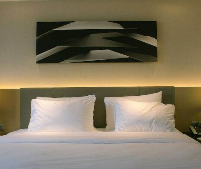 اتاق کلاب, Seda Vertis North