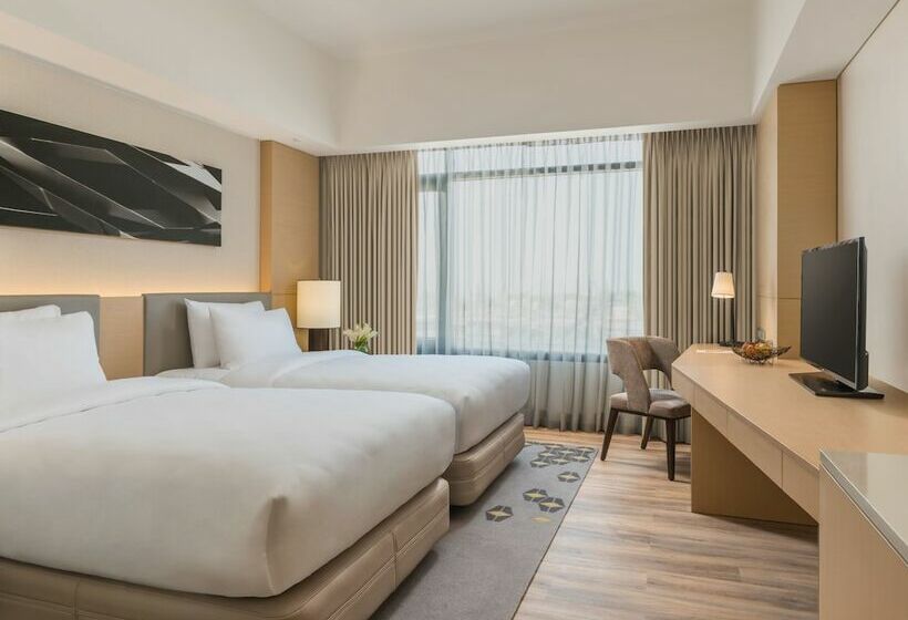 اتاق لوکس, Seda Vertis North