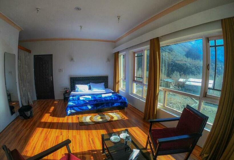 디럭스 룸, The Nun Kun Residency Kargil