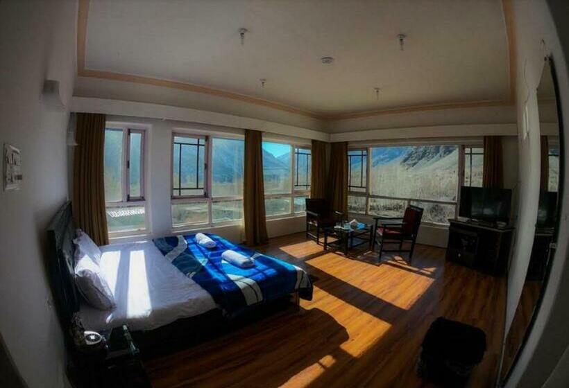 Номер Deluxe, The Nun Kun Residency Kargil