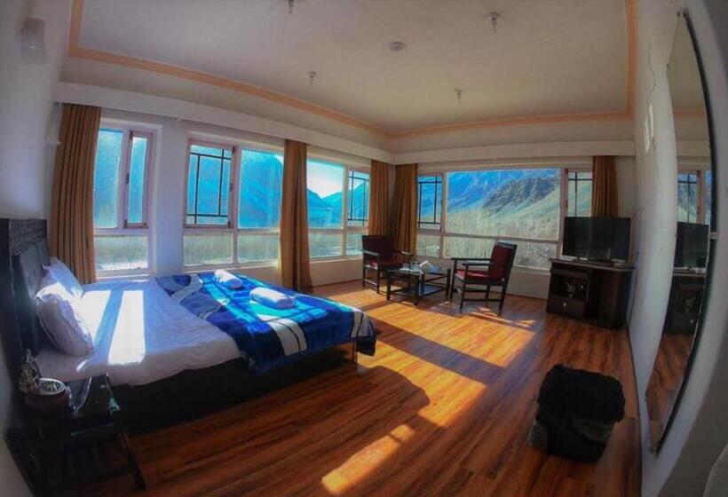 디럭스 룸, The Nun Kun Residency Kargil