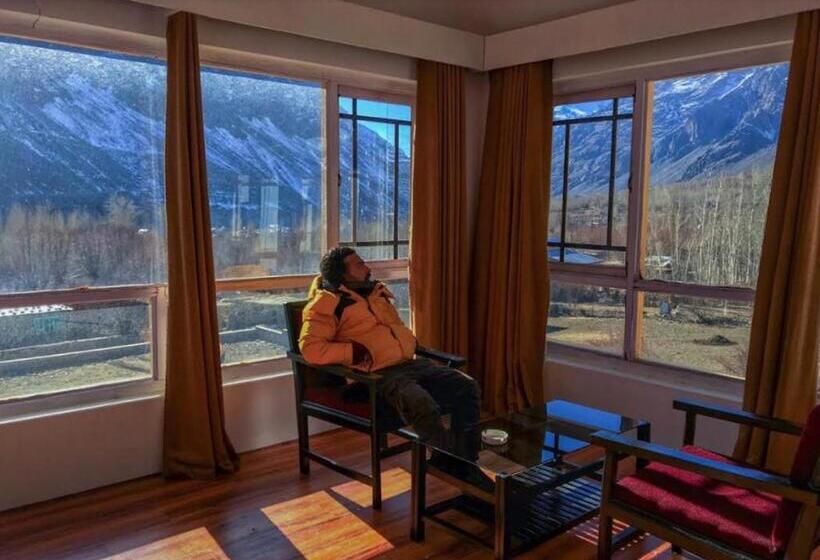 Номер Deluxe, The Nun Kun Residency Kargil