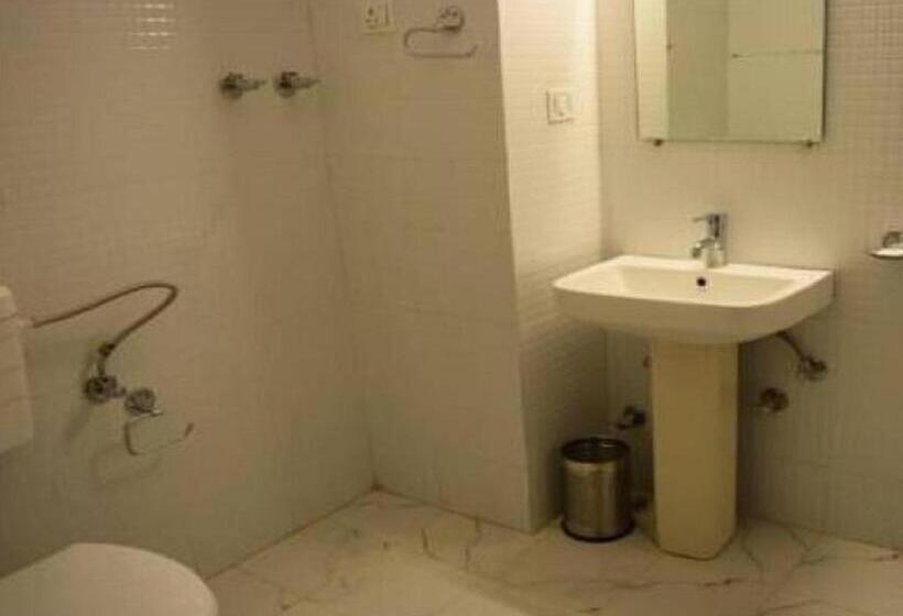 디럭스 룸, The Nun Kun Residency Kargil