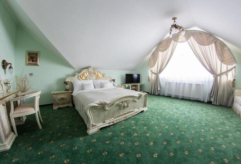 침실 1개 디럭스 아파트, Viliam Frano