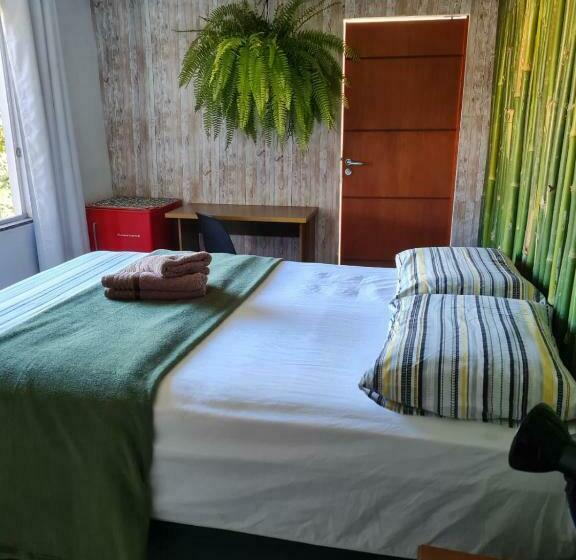 جناح مطلّ علي الجبل, Pousada E Hostel Paraíso Capitólio