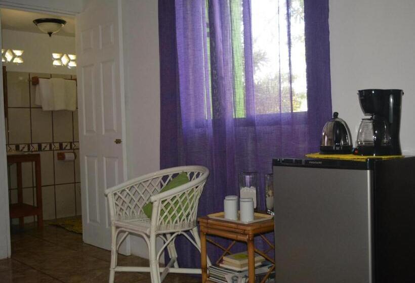 اتاق خانوادگی, Dolce Uvita