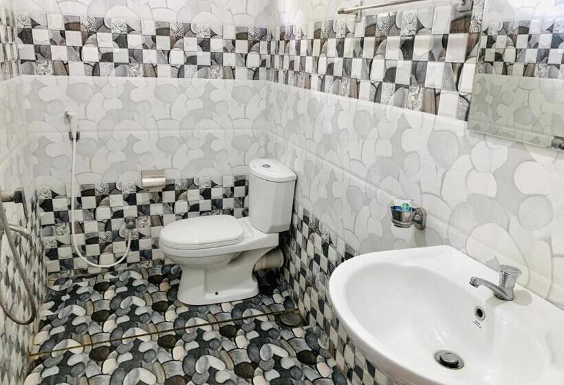 اتاق خانوادگی, Rich Resort & Restaurant