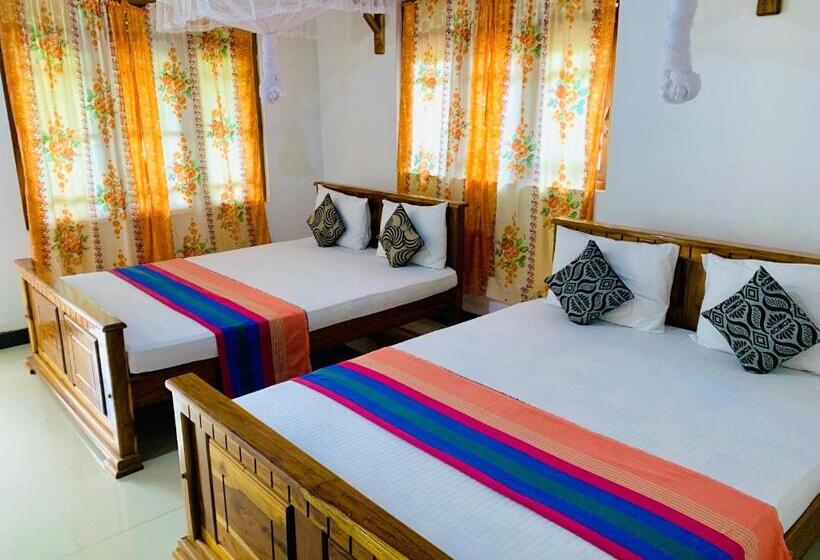 اتاق خانوادگی, Rich Resort & Restaurant